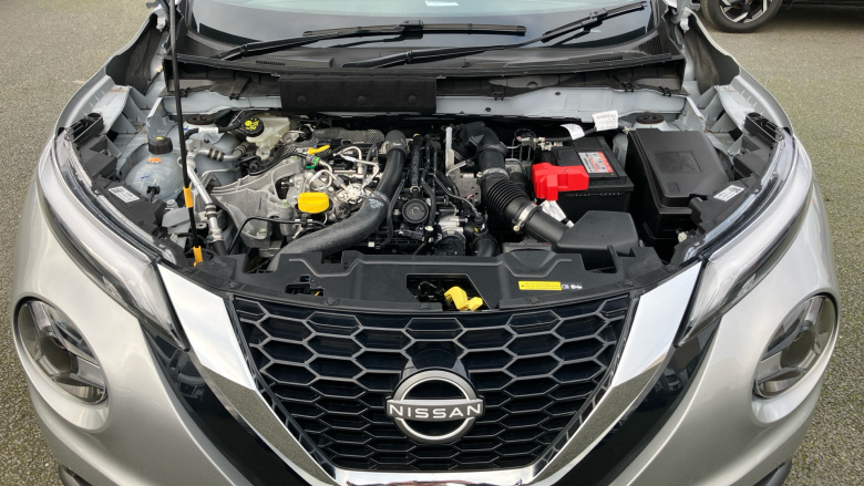 Nissan Juke 1.0 DiG-T Acenta Premium 5dr Petrol Hatchback